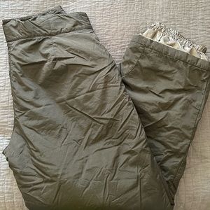 Black ski pants XL